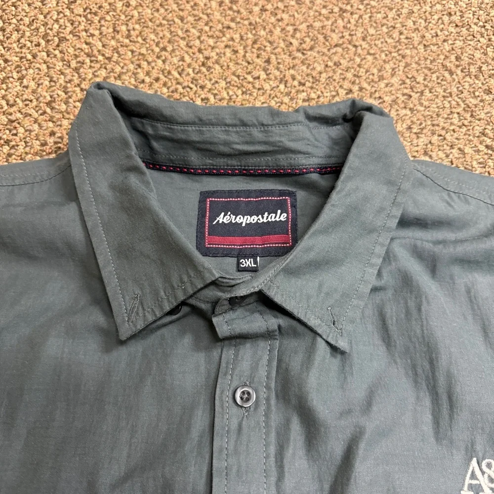 Aeropostale Men's Dark Sage Green‎ Button Down Shirt
